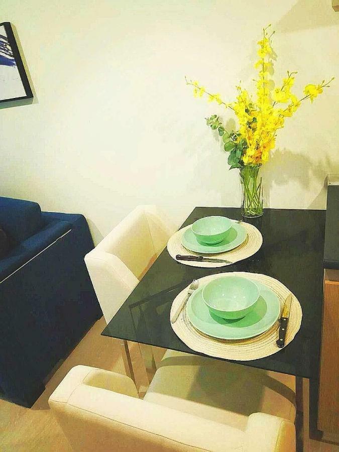 Moonlight Goddess Apartment Банкок Екстериор снимка