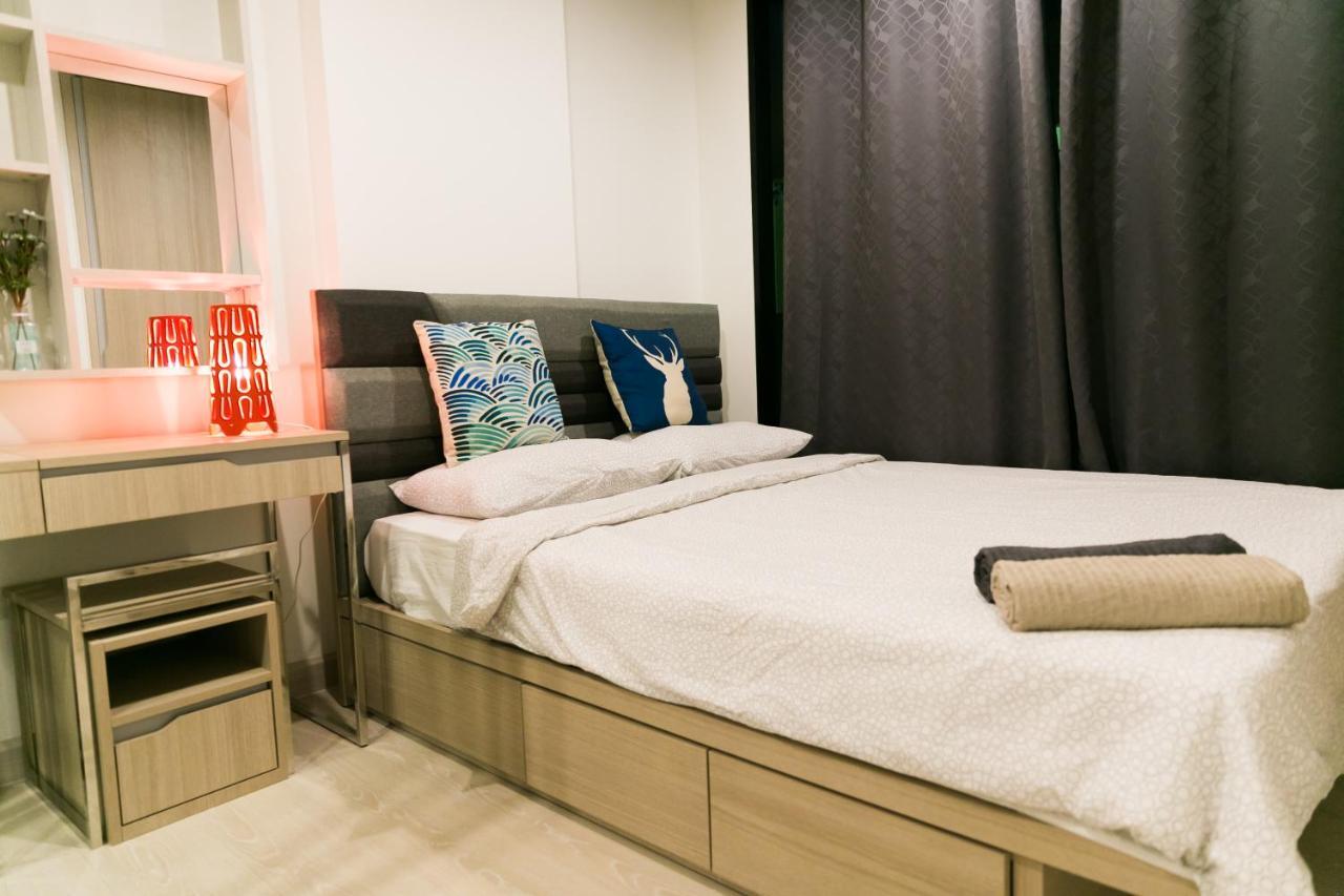Moonlight Goddess Apartment Банкок Екстериор снимка