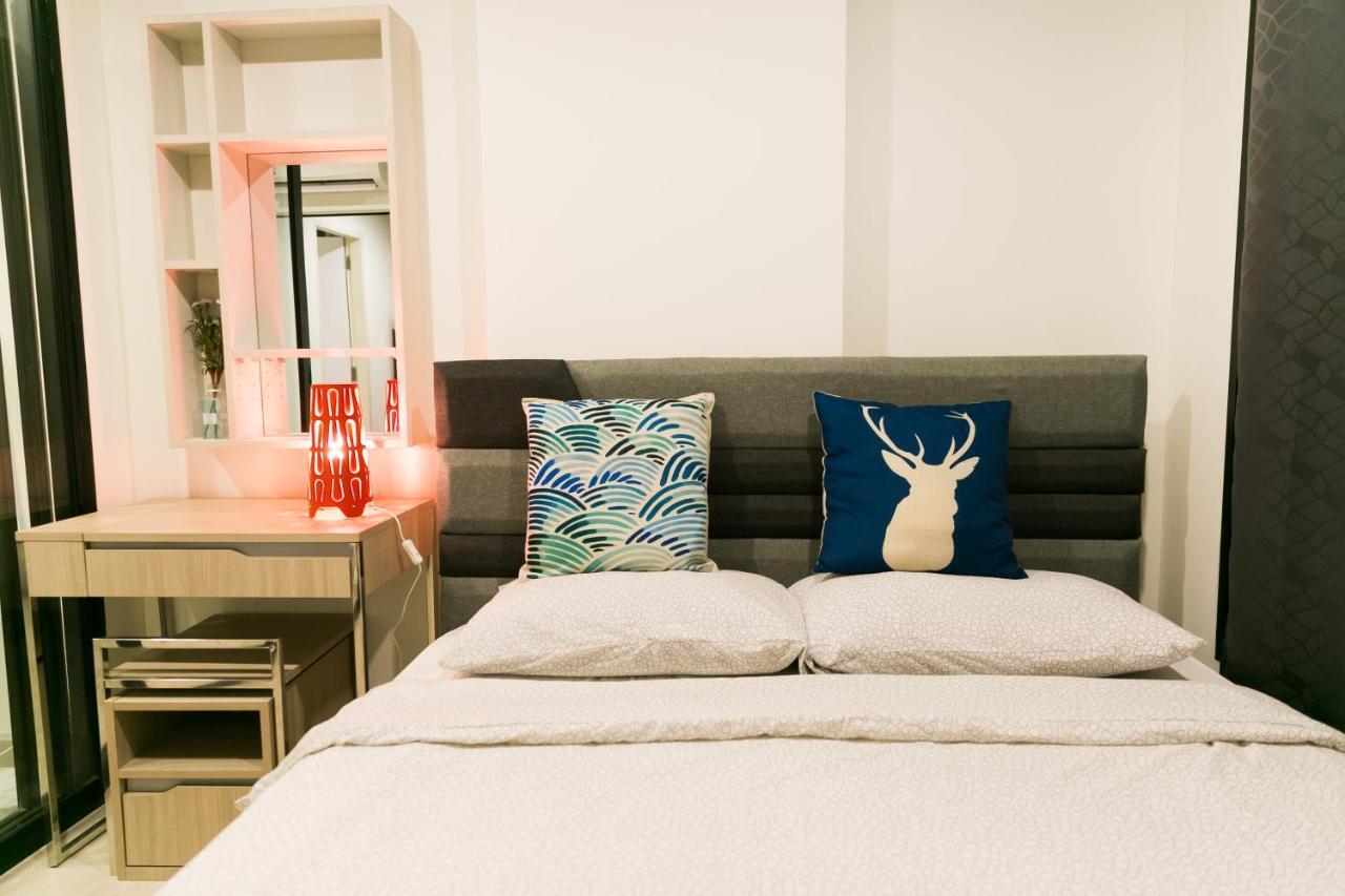 Moonlight Goddess Apartment Банкок Екстериор снимка